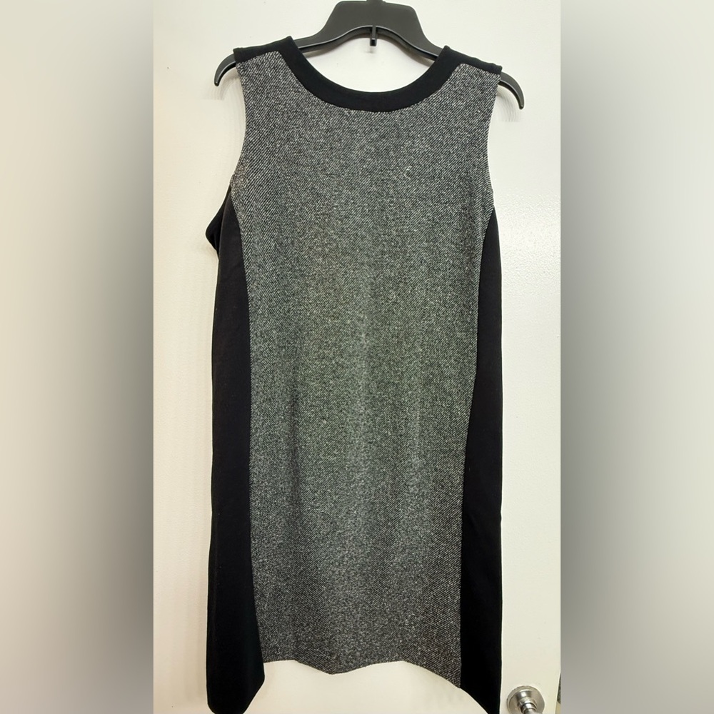 Liz Claiborne - Black and Gray - Size L